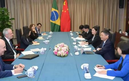 黄润秋会见联合国气候变化贝伦大会主席：共商全球气候治理与大会事宜